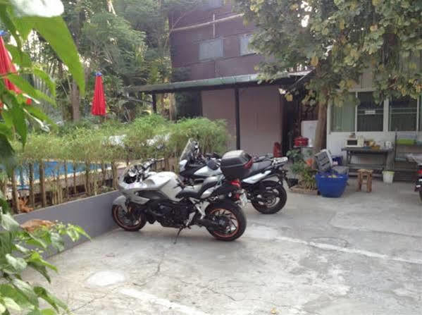 Hi Guesthouse Airport Chiang Mai Eksteriør billede