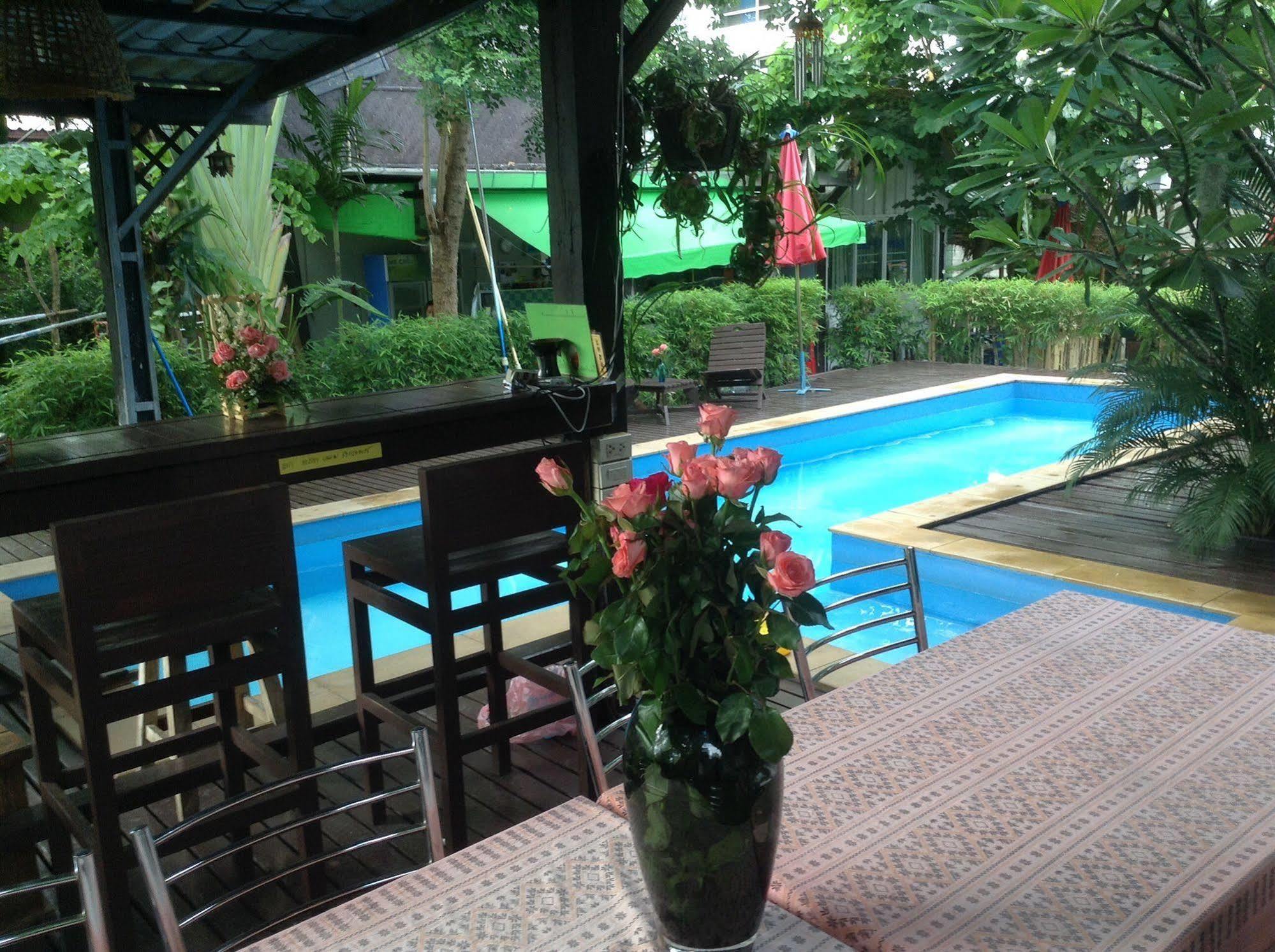 Hi Guesthouse Airport Chiang Mai Eksteriør billede