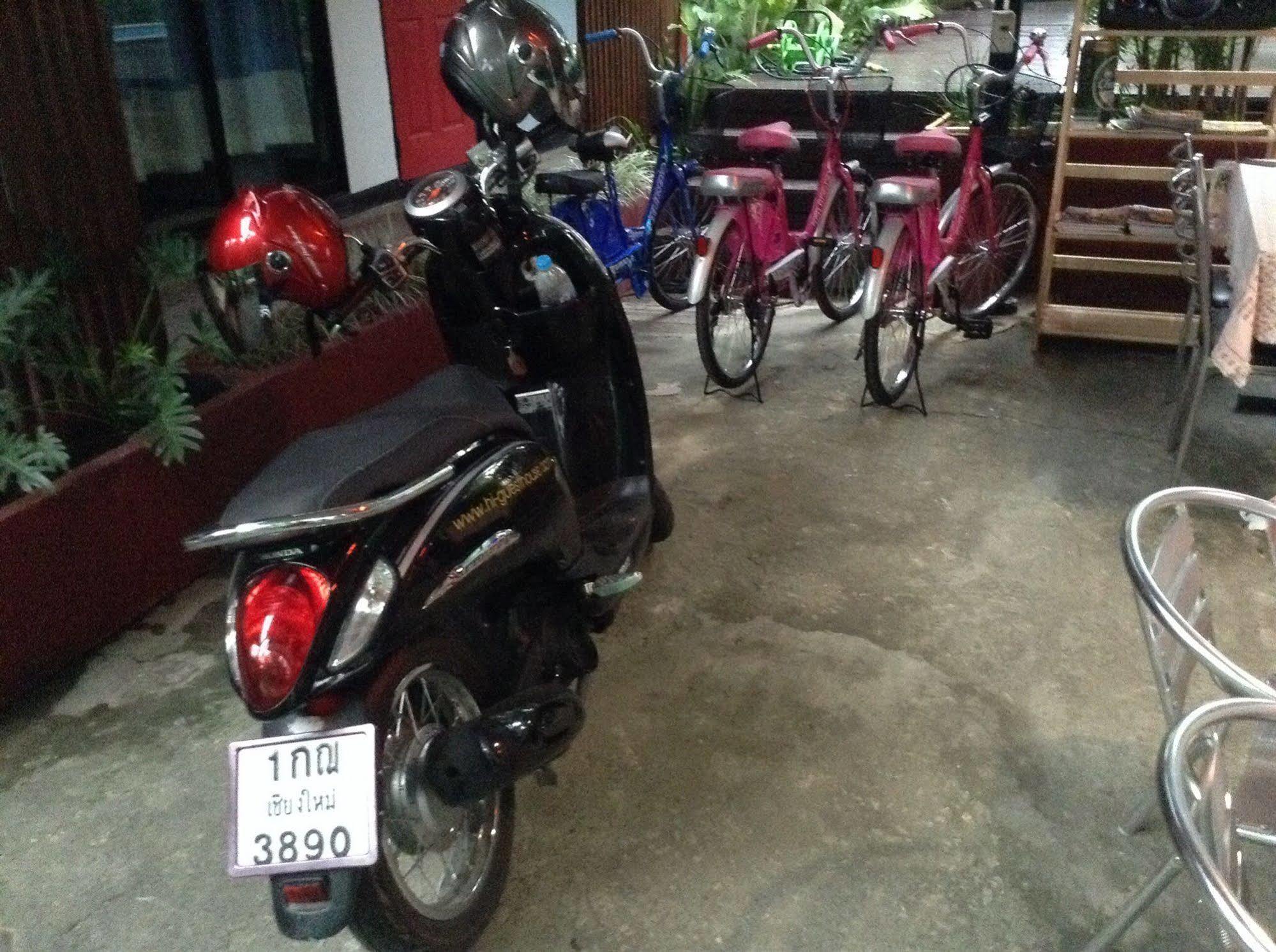 Hi Guesthouse Airport Chiang Mai Eksteriør billede